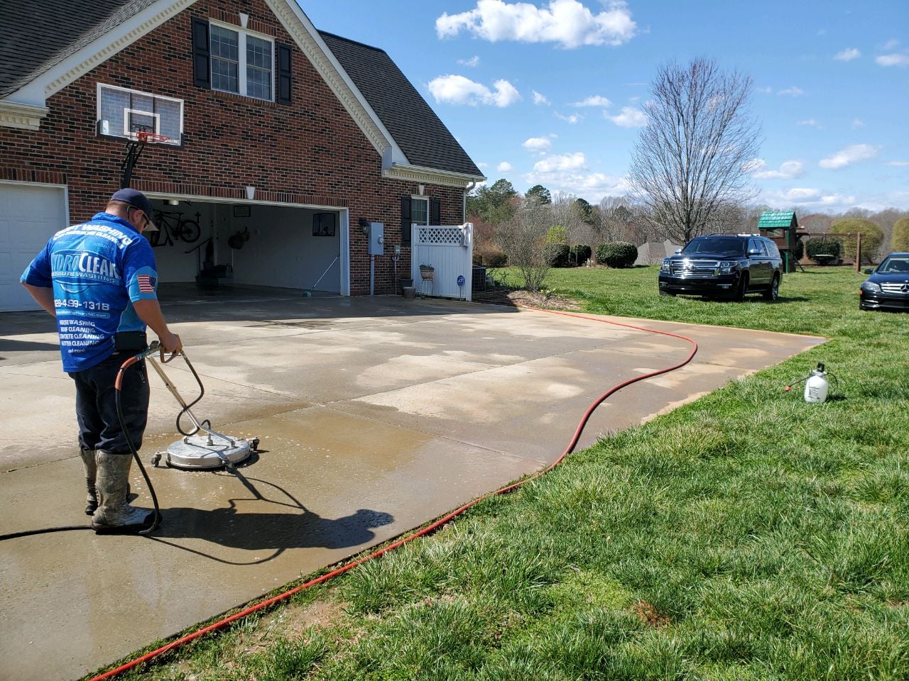 Brick building cleaning Hickory NC — commercial soft wash removing mold and algae by HydroClean